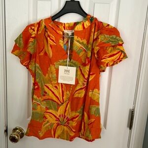 Beautiful v-neck flowered shirt with flutter sleeves